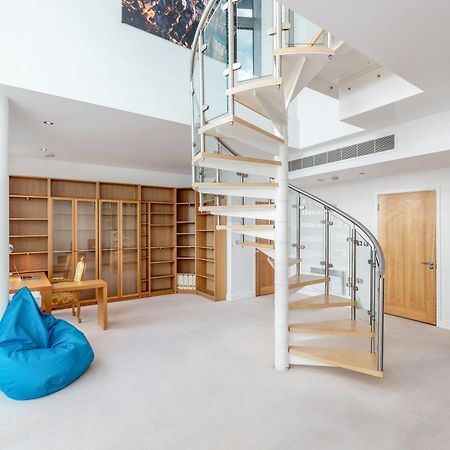Premium Apartments By Excel Лондон Екстериор снимка