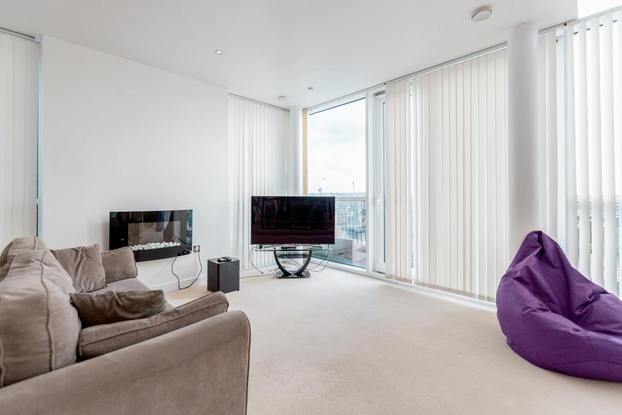 Premium Apartments By Excel Лондон Екстериор снимка