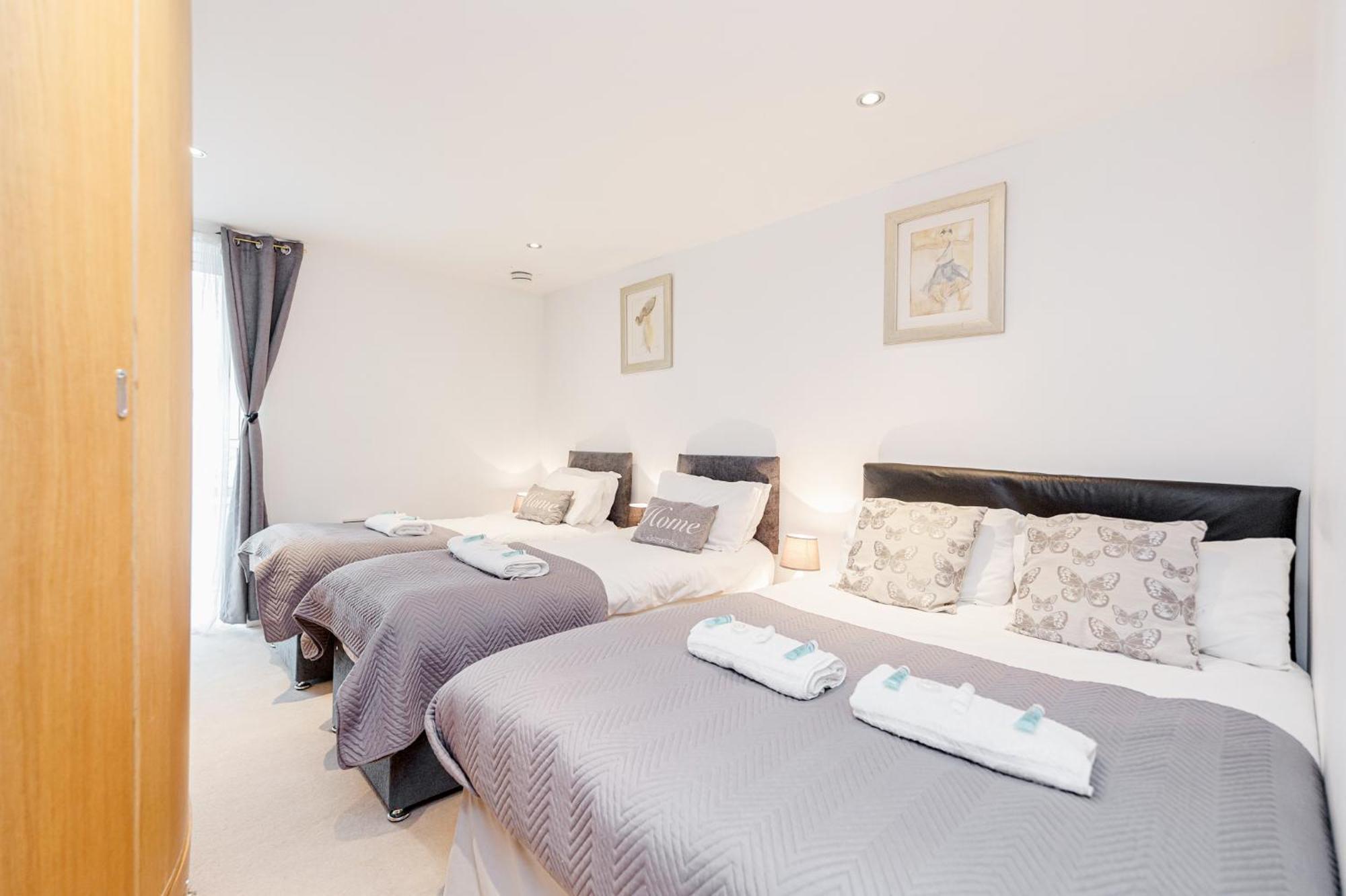 Premium Apartments By Excel Лондон Екстериор снимка