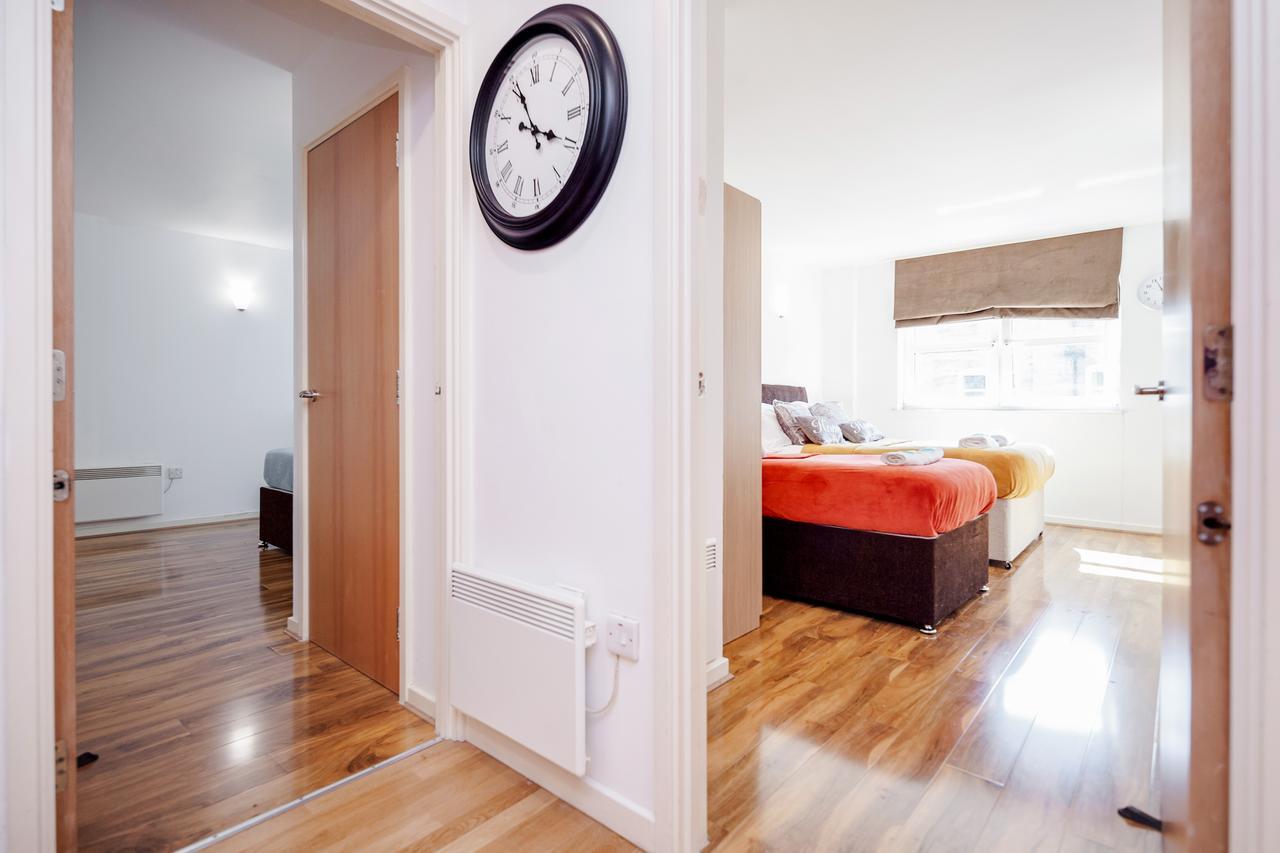 Premium Apartments By Excel Лондон Екстериор снимка