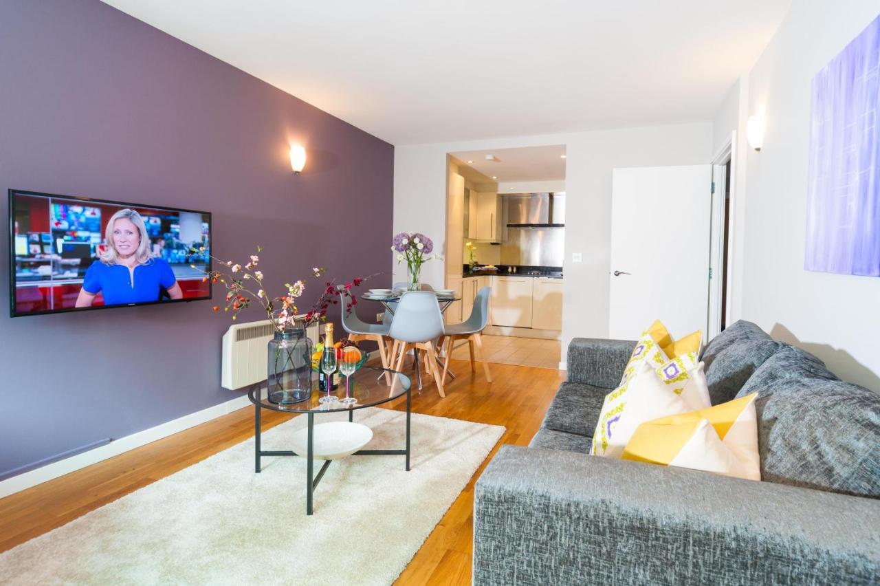 Premium Apartments By Excel Лондон Екстериор снимка