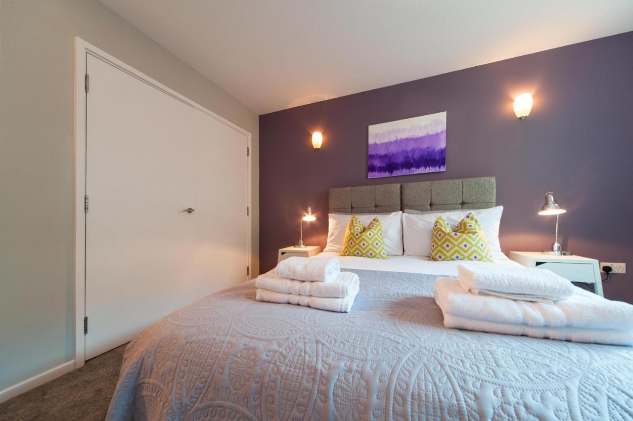 Premium Apartments By Excel Лондон Екстериор снимка